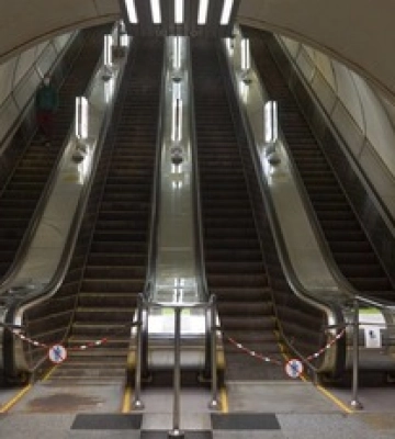 В Киеве переименовали три станции столичного метрополитена: отныне без &quot;Дружбы Народов&quot; и &quot;Площади Льва Толстого&quot;