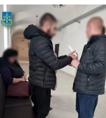 Недогледів за військовим майном та прогулював службу: на Львівщині підозрюють начальника складу