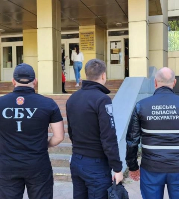 В Одесі посадовці незаконно привласнили нерухомість