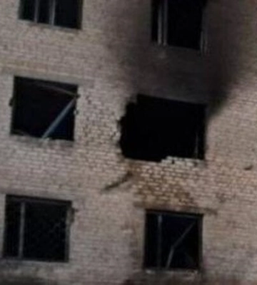 Росія вночі вдарила по підприємству в Кривому Розі: зруйновані цехи, розпочалася пожежа — фото