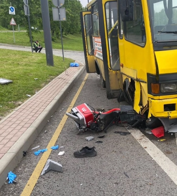 Поліція повідомила подробиці загибелі скутериста у Львові