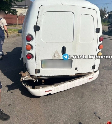 У Кременчуці мотоцикліст і мотоциклістка не розминулись на дорозі