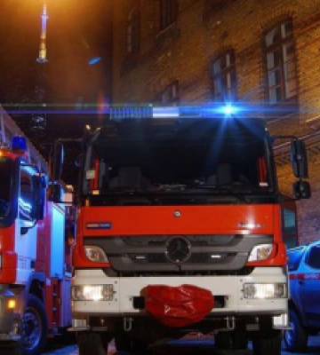 У Львові рятувальники надали доступ до квартири, де потребувала медичної допомоги літня жінка