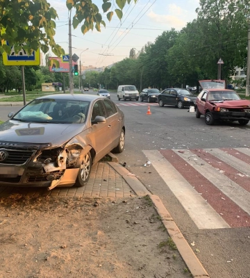 ДТП у Харкові: травмовано чотирьох дітей 
