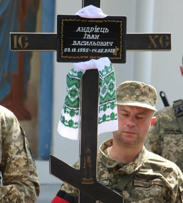 У Полтаві прощаються із чотирма бійцями, які загинули під час захисту України