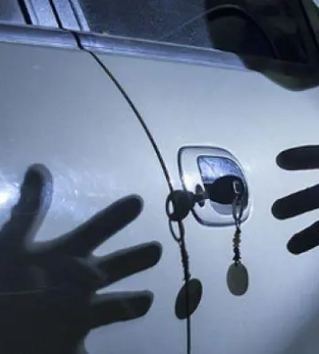 У Луцьку чоловік вкрав автівку, його зловили на блокпості