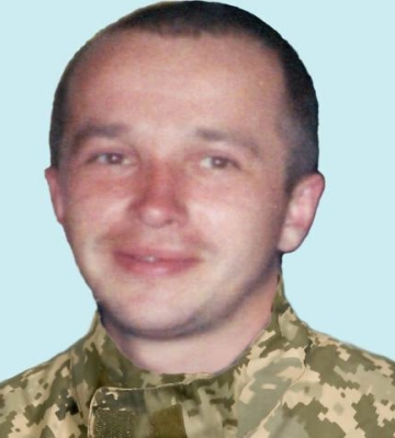 У Вараській громаді - День жалоби за загиблим на війні земляком