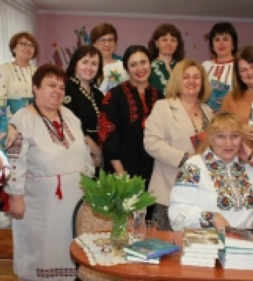 У Радивилові відбулась творча зустріч з письменницею Світланою Талан