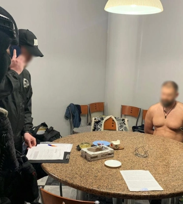 У Дніпрі затримали підозрюваних у створенні наркосиндикату з щомісячним багатомільйонним обігом – Нацполіція