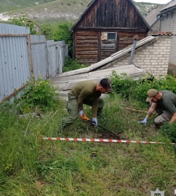 На Донеччині ексгумували тіла п’яти людей, загиблих від обстрілів РФ