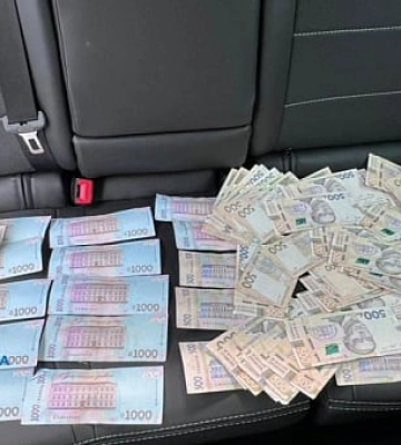У Дніпрі правоохоронець вимагав 70 тисяч гривень за закриття кримінальної справи: йому повідомлено про підозру