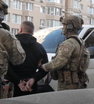 На Полтавщині викрито рейдерське захоплення заводу дитячого харчування: серед – підозрюваних адвокати, нотаріуси та «кримінальний авторитет»