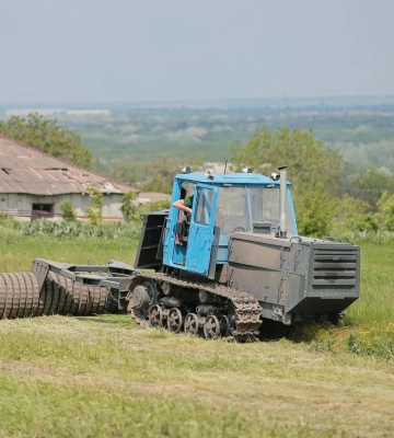 Машина для розмінування, зроблена на Харківщині, запрацювала біля Балаклії