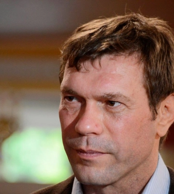 Царьова позбавили відзнаки Кабміну, на черзі й інші зрадники України