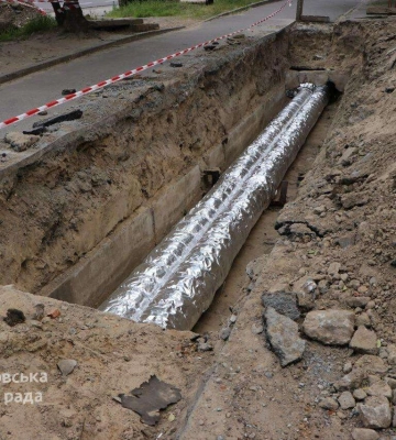 У Дніпрі триває комплексна підготовка до опалювального сезону: йде заміна аварійних ділянок трубопроводів опалення