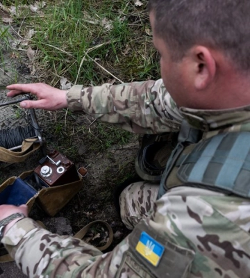 Піротехніки ДСНС за добу знешкодили близько 6000 вибухонебезпечних предметів