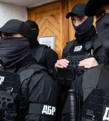 Посадовця Одеського науково-дослідного інституту судових експертиз затримали за хабарництво
