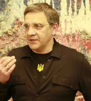 У Полтаві презентували унікальні картини з монтажною піною