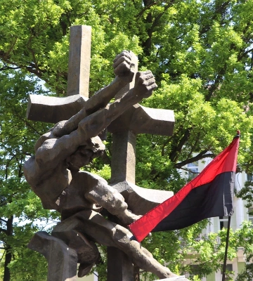 Неможливо порахувати: Львівщина вшановує пам’ять жертв політрепресій