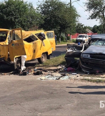 На Волині в ДТП загинули мати та дівчинка з Харківщини: винуватця покарали умовно