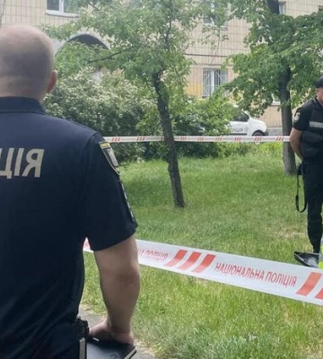 У Києві з вікна багатоповерхівки випав 5-річний хлопчик (подробиці)