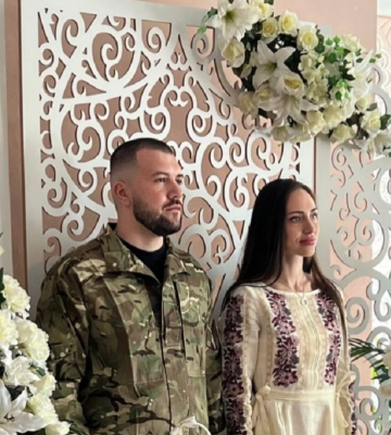 У Дніпрі одружився відомий на всю Україну командир