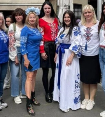 День вишиванки у Німеччині. Херсонці долучились до акції, яку провела організація &quot;Українці в Бонні&quot;