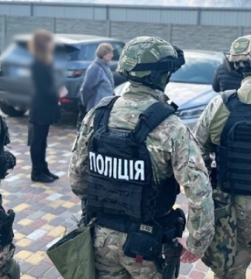 На Київщині знешкодили банду, яка грабувала приватні будинки та катувала людей