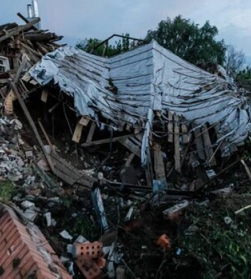 Ворог обстріляв 3 райони Харківщини, поранено чоловіка, - ОВА. ФОТО