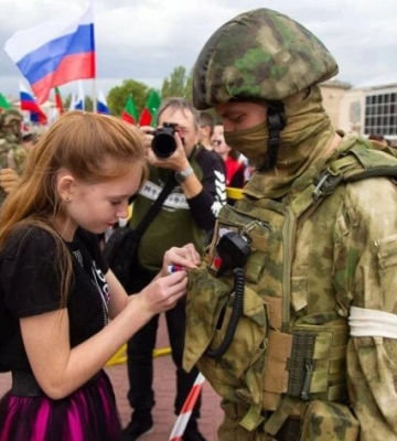 Жители Мелитополя начинают пожинать плоды влияния российской пропаганды на их детей