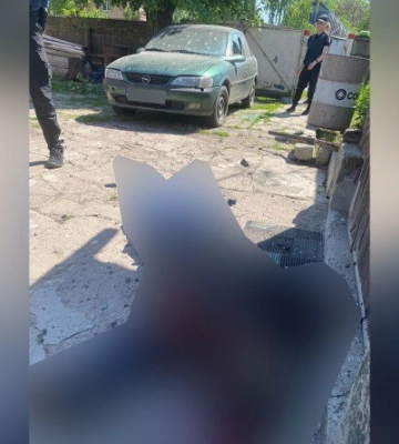 У Лохвиці чоловік застрелив трьох сусідів та покінчив із собою