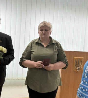 В Ровенской области жене Героя вручили посмертную награду мужа