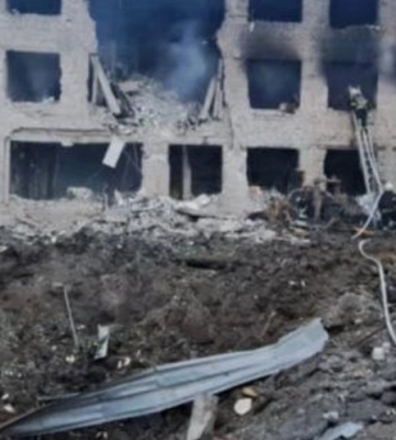Масована атака по Дніпру та області. З&#039;явились фото з місця трагедії
