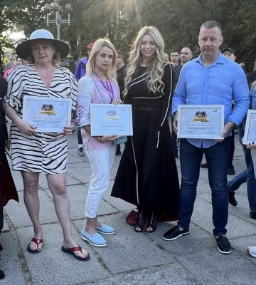 Рівненські волонтери зібрали майже півмільйона гривень на черговому благодійному ярмарку