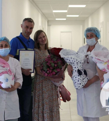У Дніпрі у родині тренера з футболу народилася трійня 