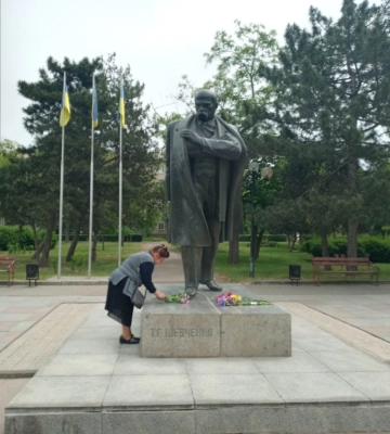 У Миколаєві вшанували роковини перепоховання Великого Кобзаря.