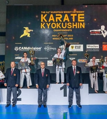 Каратисти з Кривого Рогу вибороли «золото» та «срібло» Чемпіонату Європи