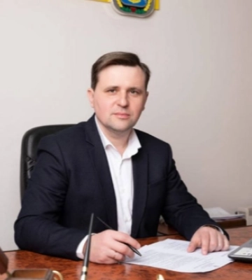 &quot;На зв&#039;язок не виходить&quot;: голова Луцької райради не повернувся з відрядження за кордон