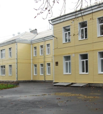 Полтавський обласний центр боротьби з ВІЛ/СНІД приєднають до тубдиспансеру
