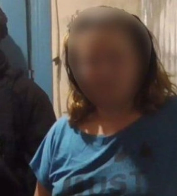 Віддала дітей у сексуальне рабство за 100 грн: правоохоронці затримали жительку Київщини