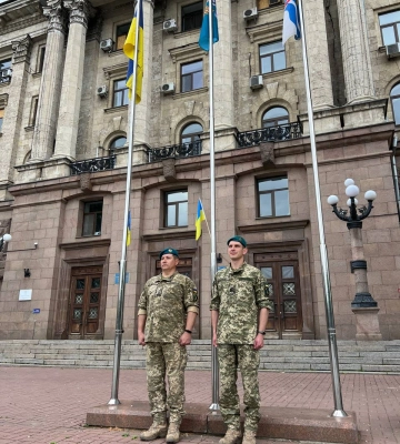 Над Миколаївською мерією замайорів прапор морської піхоти