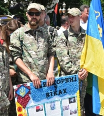 Від Київської Русі до війни з Росією. Сьогодні в Україні відзначають День Героїв