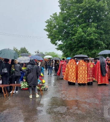 У Полтаві прощаються із воїнами Вячеславом Родіоновим та Юліаном Матвійчуком