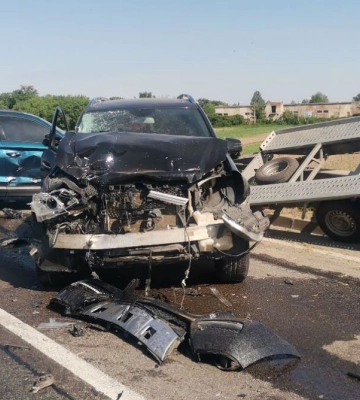 Масштабна ДТП за участю п’ятьох автівок сталась на Львівщині: є загиблі