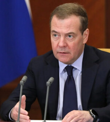 Медведєв лякає &quot;ядерним апокаліпсисом&quot; через F-16 для України