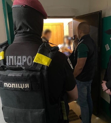 Встановили ще двох чоловіків, які причетні до рейдерства на Черкащині