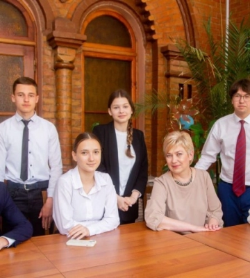 Педагог з Кропивницького отримала почесну нагороду МОН України