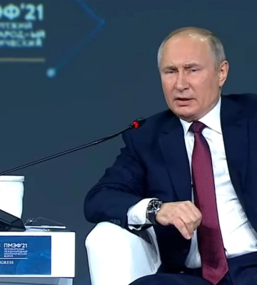 &quot;РФ пытается прекратить войну&quot;: Путин пожаловался на 9-летнее страдание Донбасса (видео)