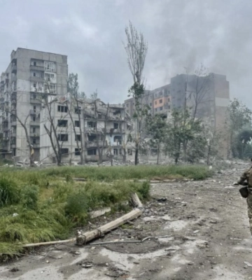 Окупанти завдали авіаракетного удару по Авдіївці: є поранені