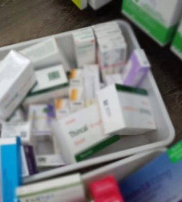 У Києві викрили двох чоловіків, які продавали онкохворим фальсифіковані препарати. Фото